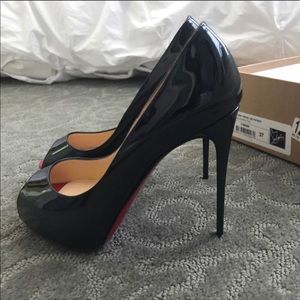 Christian Louboutin very prive size 7